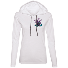 Load image into Gallery viewer, Women&#39;s T-Shirt Hoodie
